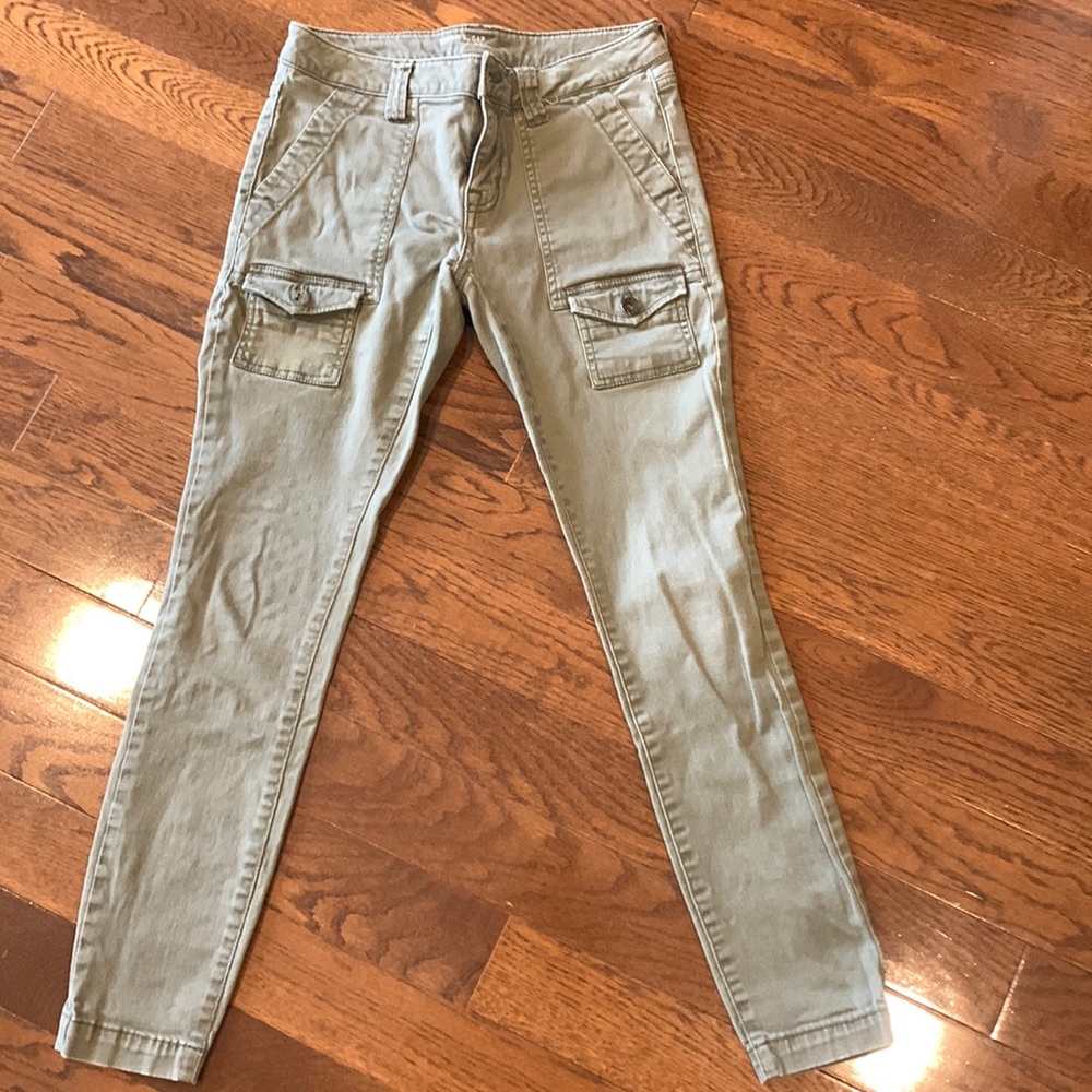 GAP Cargo Skinny Jeans- Size 0 - Very Good Condition